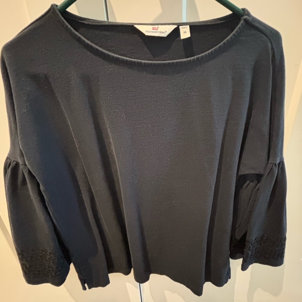 Vineyard Vines Black shirt with ruffled 3/4 Sleeves